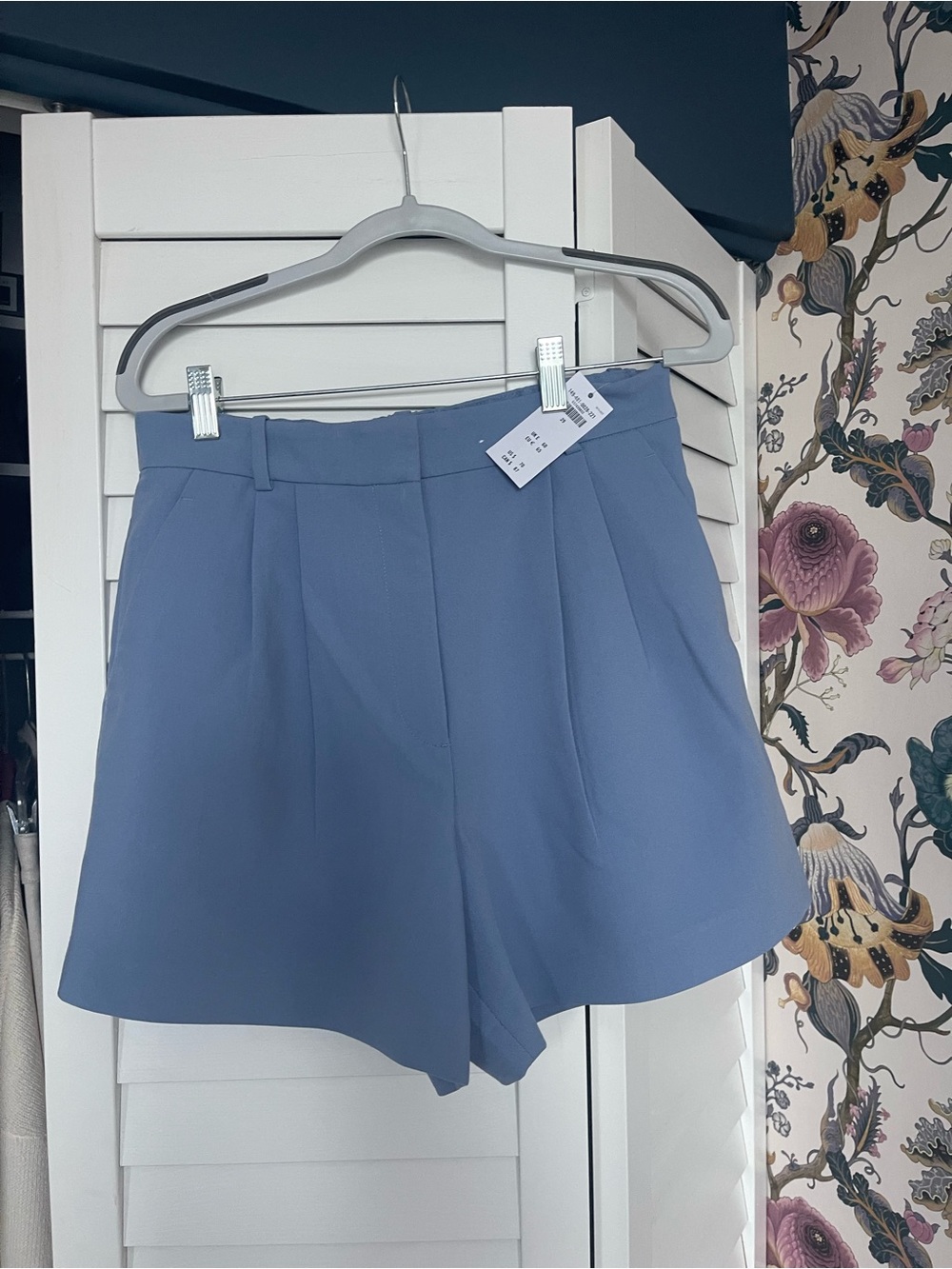 Abercrombie & Fitch Light Blue High-Waist Tailored Shorts